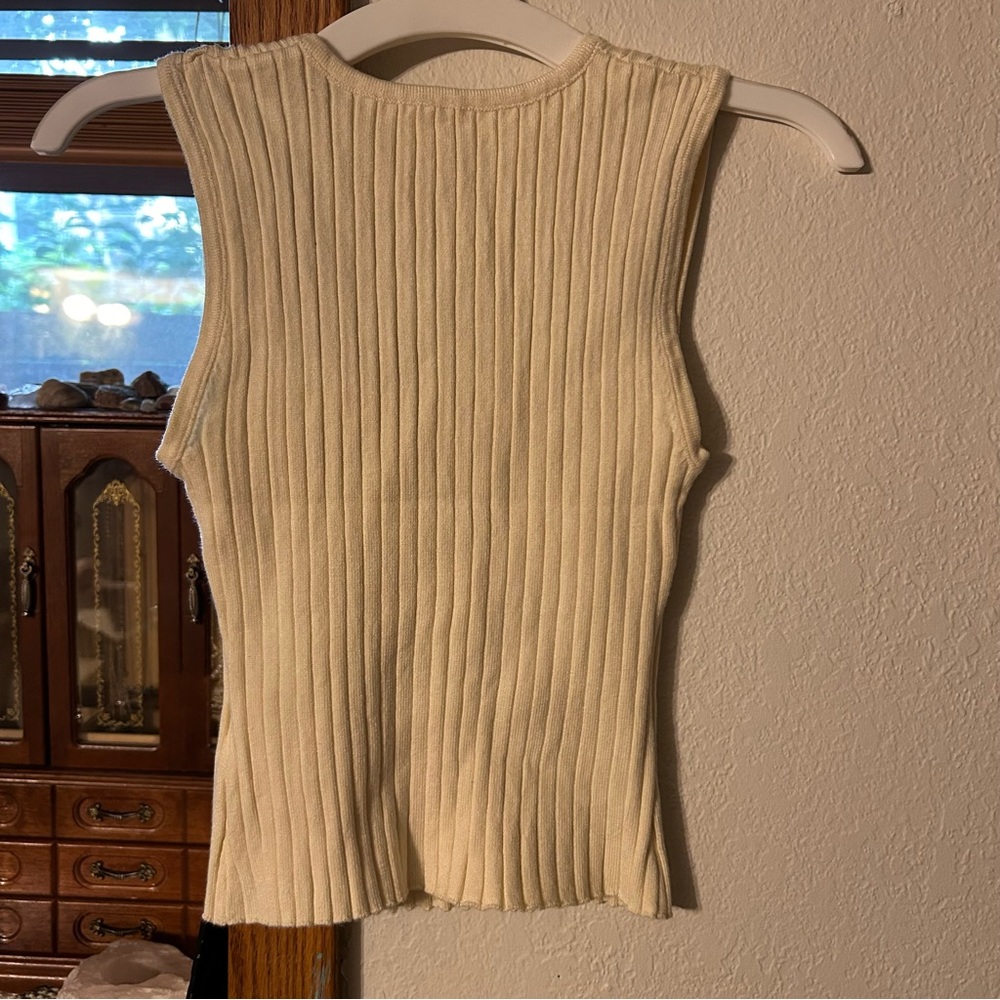 New Commense Cream Ribbed Fitted Tank Top - Picture 2 of 3
